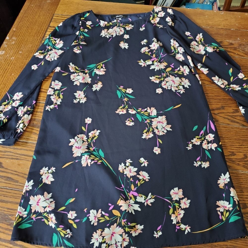 Lulu's herbaceous babe navy blue floral shift dress sz small - Picture 2 of 4